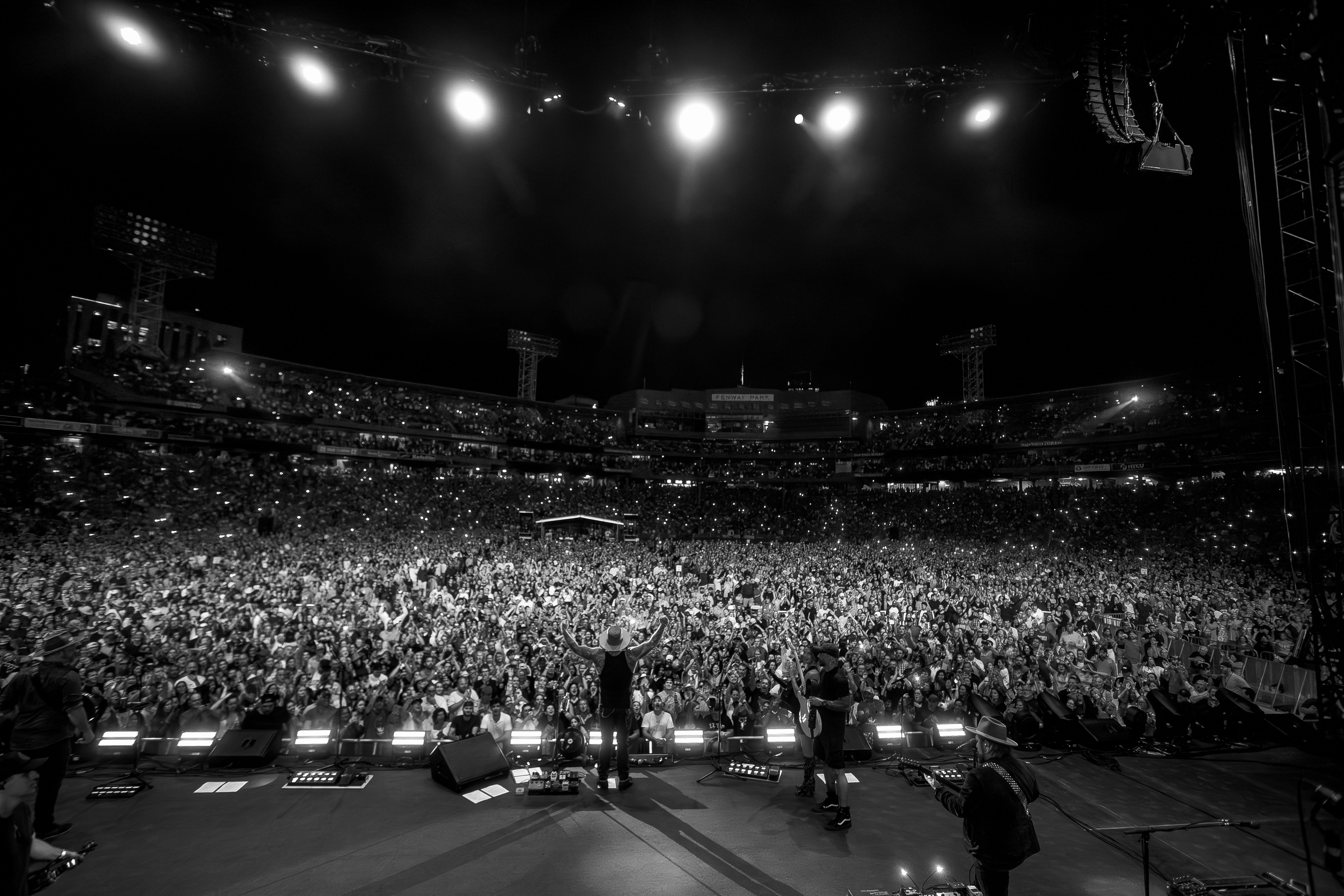 ZAC BROWN BAND MAKES HISTORY SELLING OUT FENWAY PARK FOR THE 14TH TIME, MARKING THE ICONIC STADIUM’S 100TH CONCERT