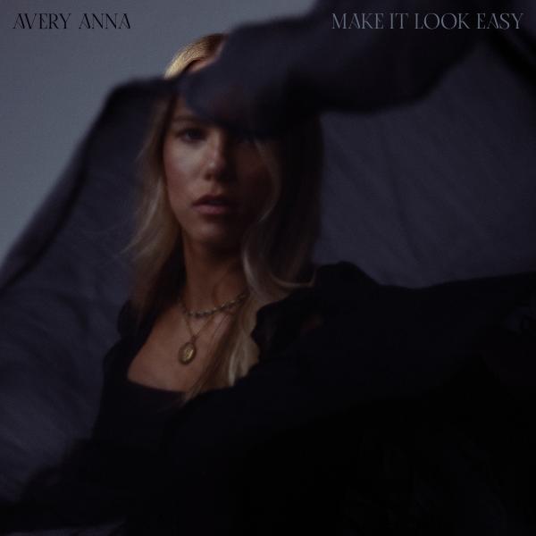 AVERY ANNA ROCKS OUT ON RAW NEW TRACK “MAKE IT LOOK EASY”