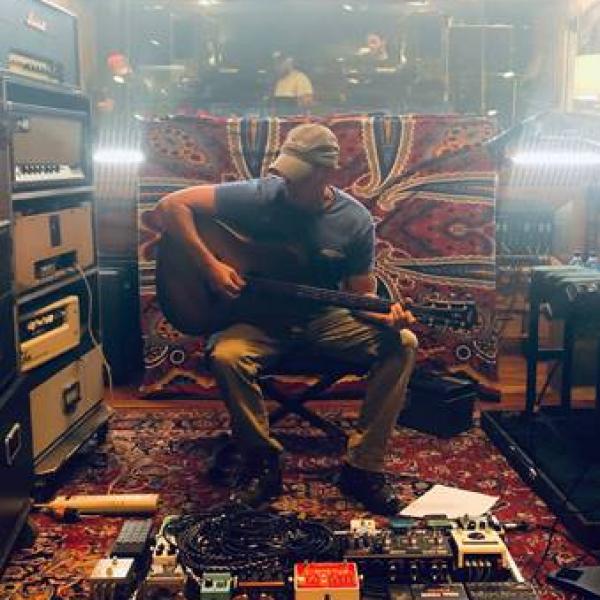 KENNY CHESNEY GOES TO NO SHOES NATION FOR NEW RECORD